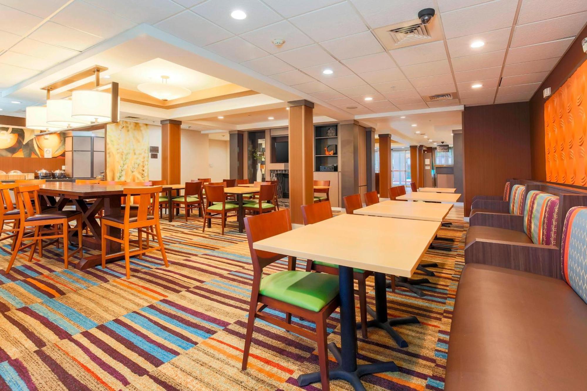 Fairfield Inn & Suites Темекула Экстерьер фото
