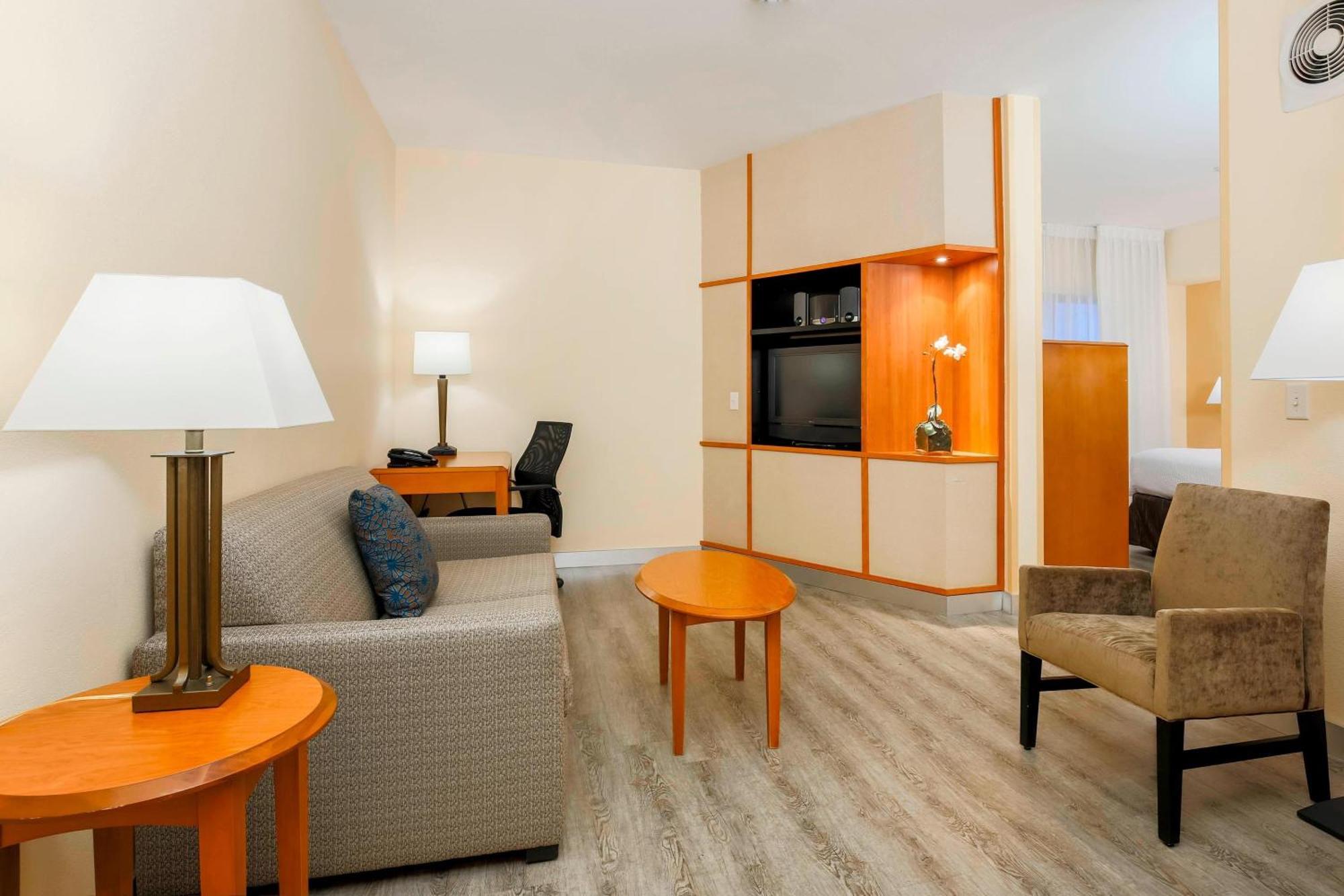 Fairfield Inn & Suites Темекула Экстерьер фото